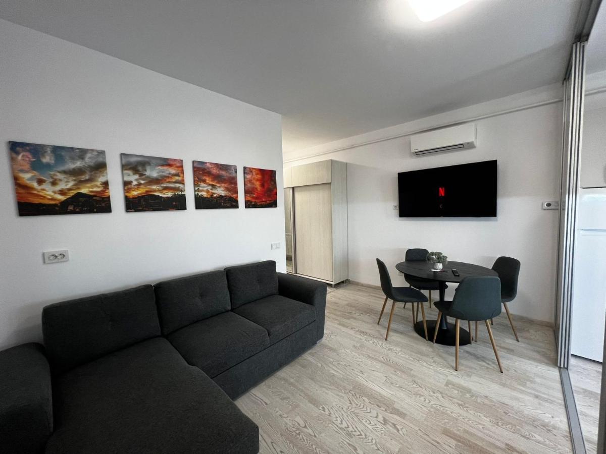 Cozy Apartments - City Center Яссы Экстерьер фото
