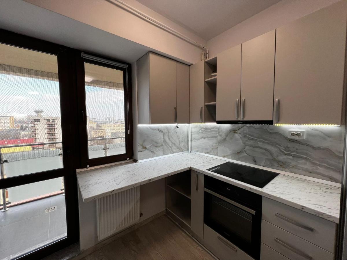 Cozy Apartments - City Center Яссы Экстерьер фото