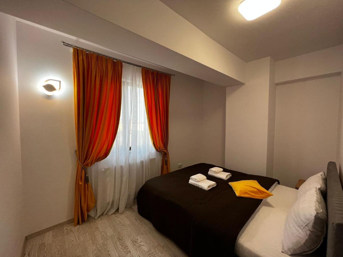 Cozy Apartments - City Center Яссы Экстерьер фото