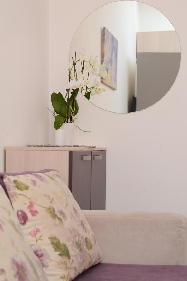 Cozy Apartments - City Center Яссы Экстерьер фото