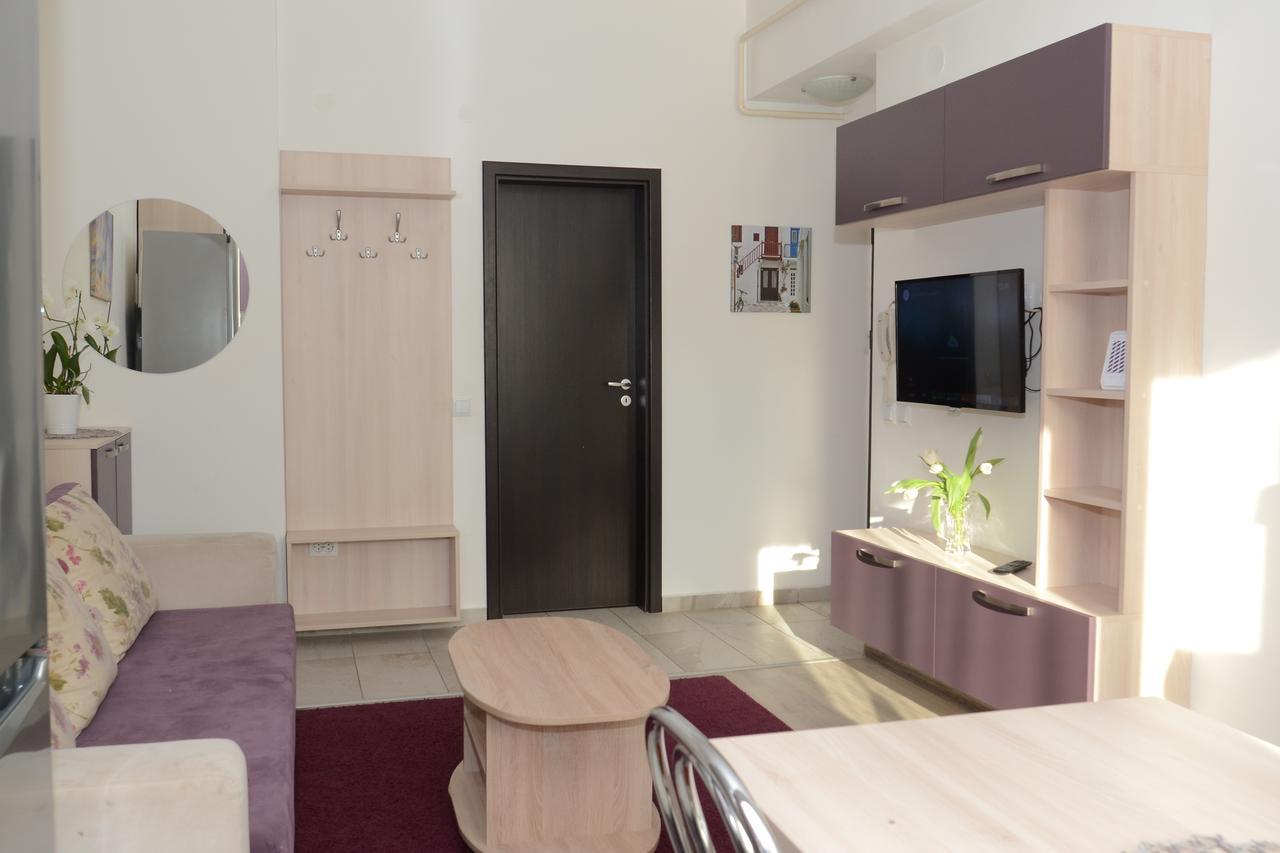 Cozy Apartments - City Center Яссы Экстерьер фото