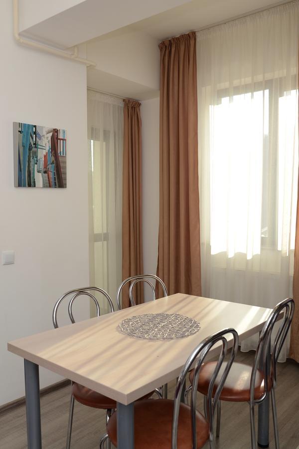 Cozy Apartments - City Center Яссы Экстерьер фото