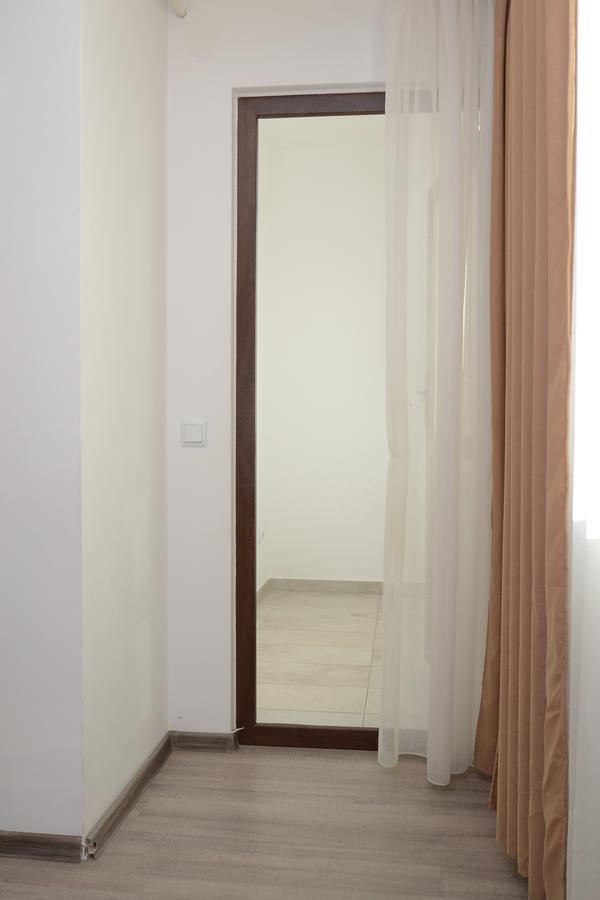Cozy Apartments - City Center Яссы Экстерьер фото