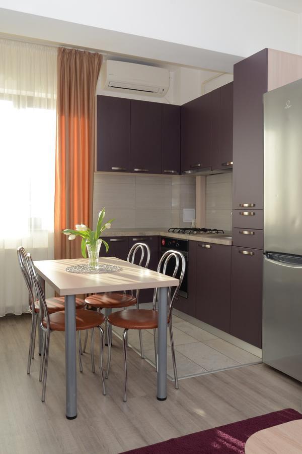 Cozy Apartments - City Center Яссы Экстерьер фото